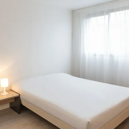 City Residence Aix-En-Provence Apartmanhotel 2*