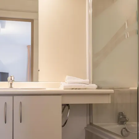 City Residence Aix-En-Provence 2*